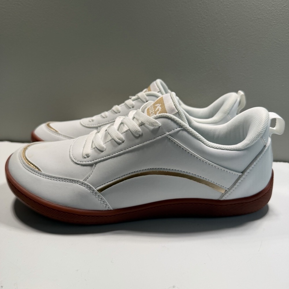 Women's White Sneaker NEW by Sosenfer Comfort Shoe